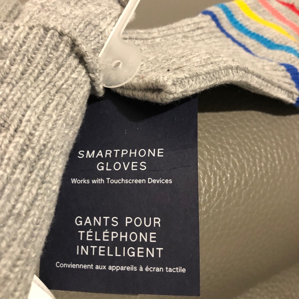 ♥️ Brand new GAP grey/striped texting gloves - Picture 4 of 5
